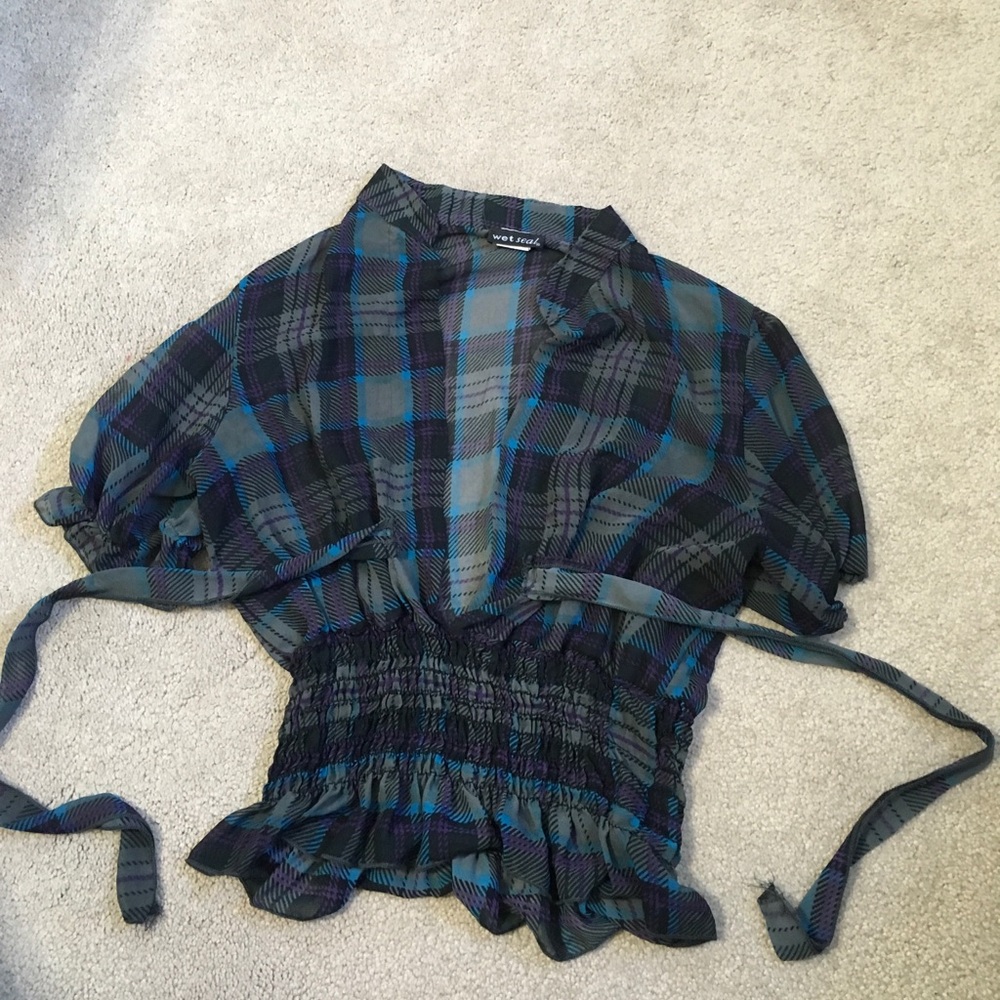 Wet seal blouse